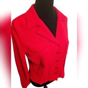 Red CREPE Cropped Button Down Top Size Medium